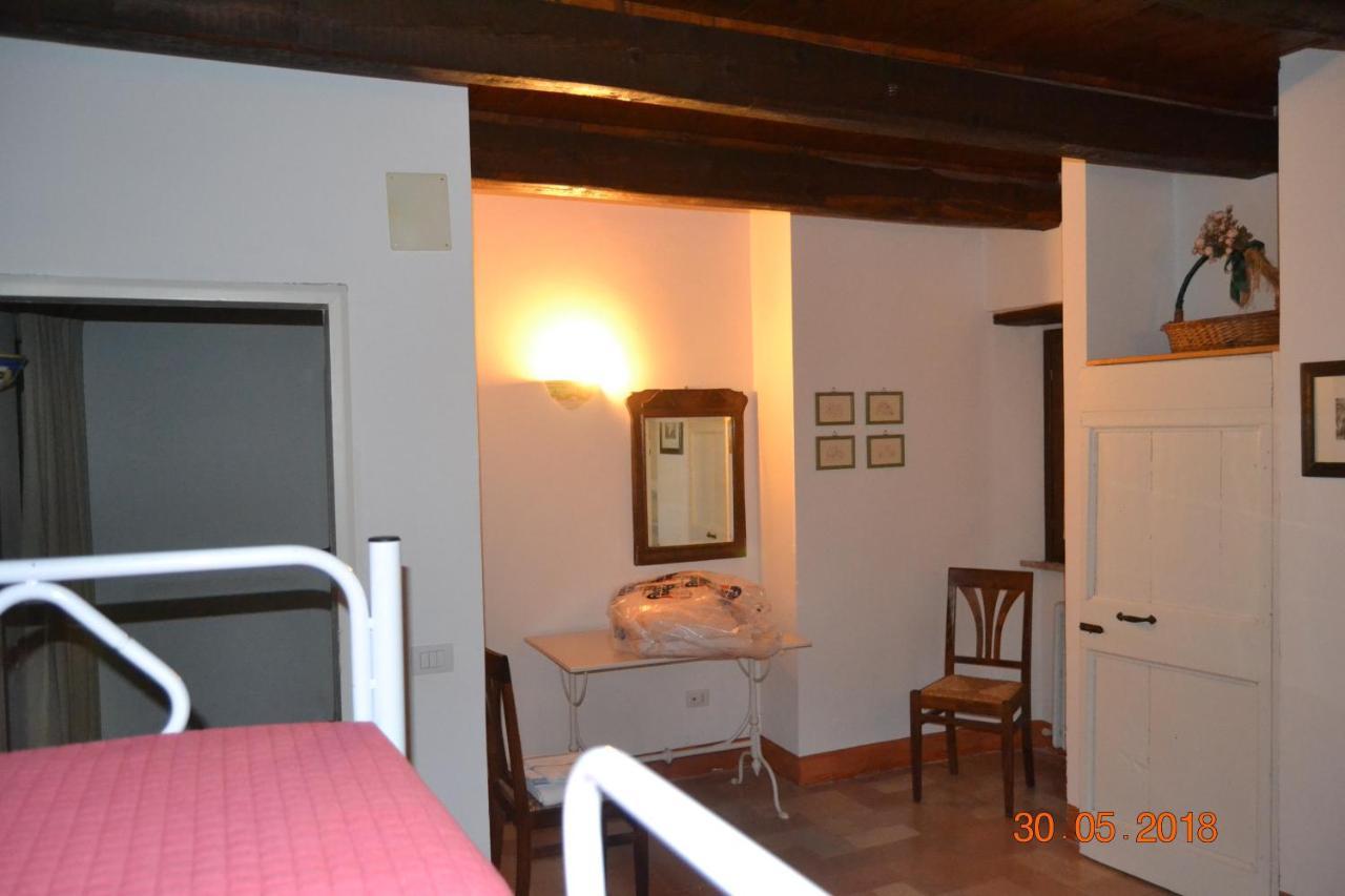 Affitta Camere Il Pettirosso Fermo Exterior photo